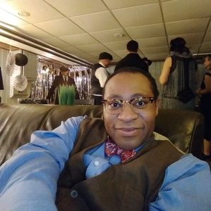 Meet your Posher, Dell